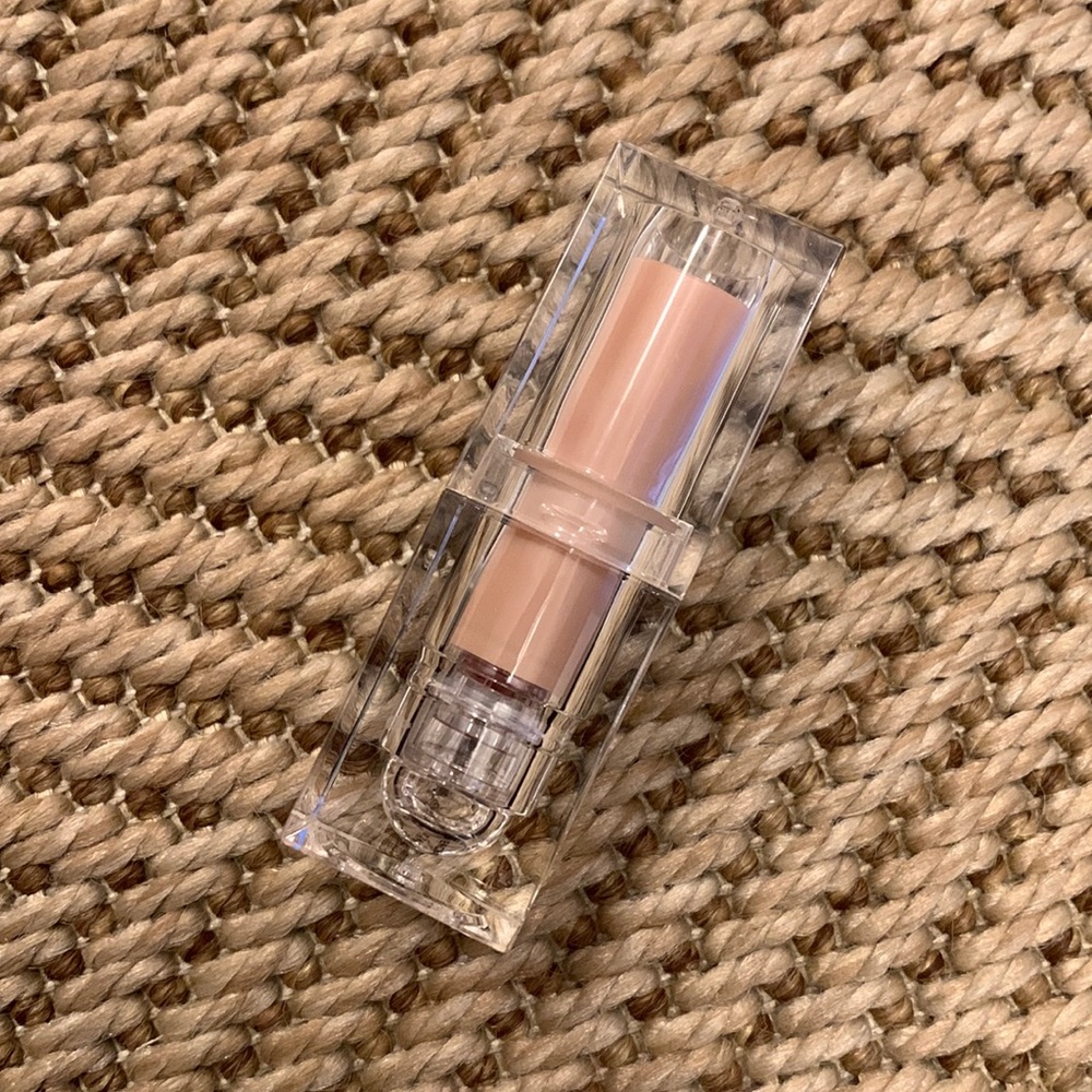 KKW Beauty crème lipstick in color Enchanting